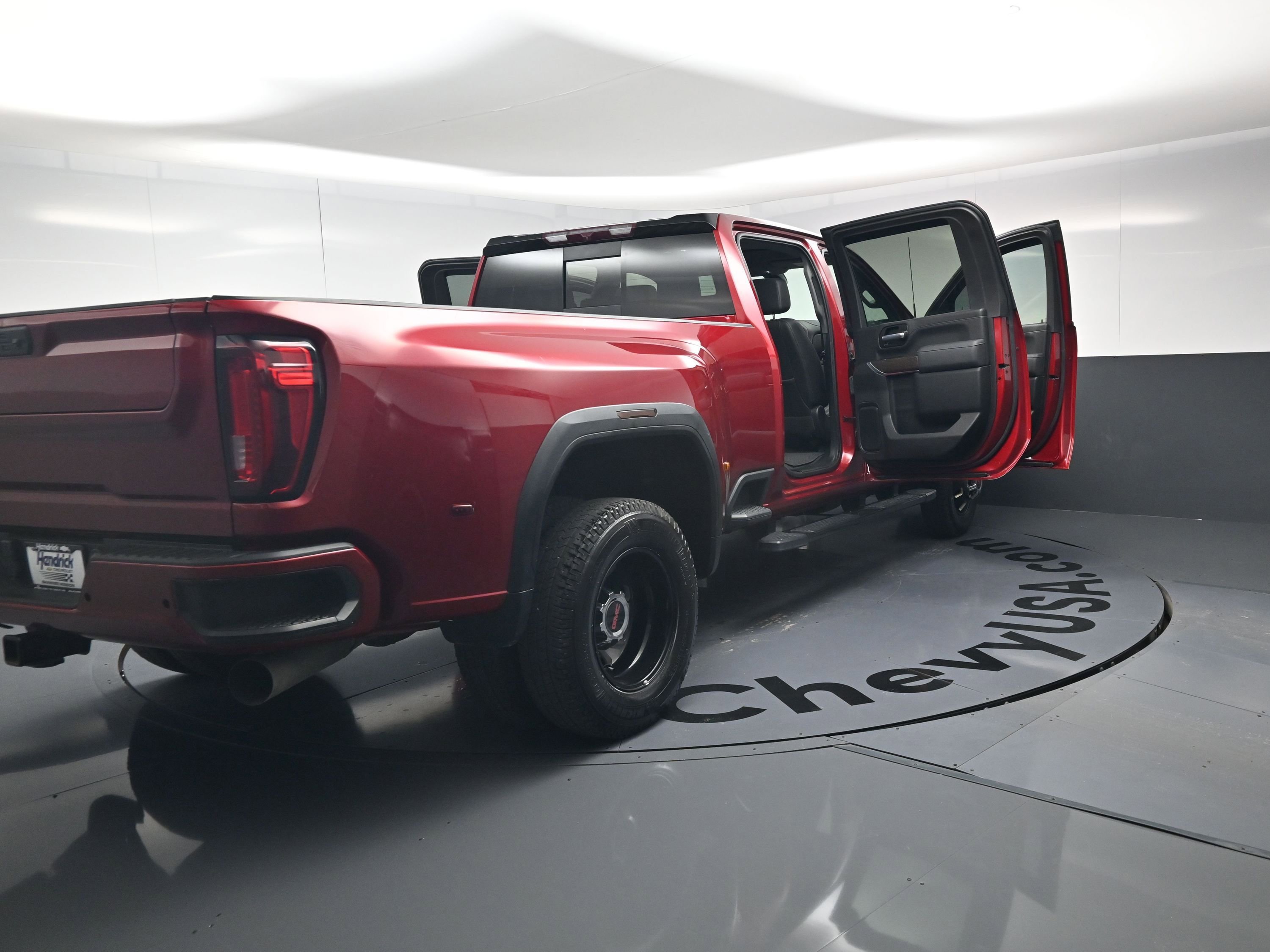 Used 2022 GMC Sierra 3500 Denali AWD/4WD image 17