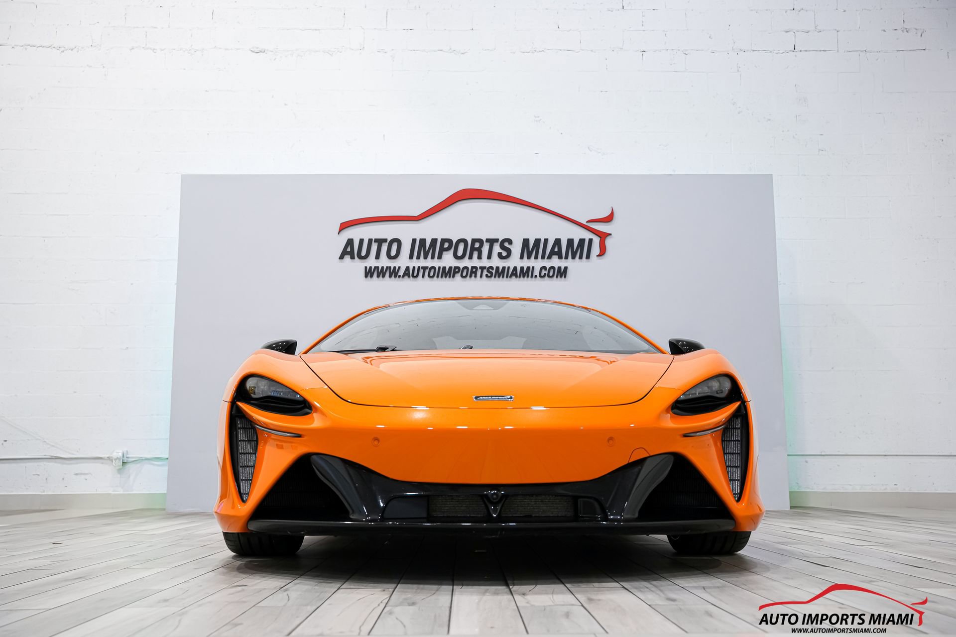 Used 2023 McLaren Artura image 34