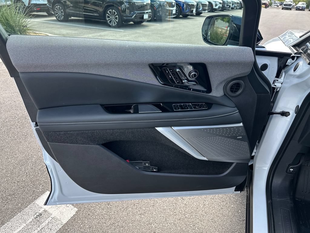 New 2027 Cadillac Optiq Luxury RWD image 22