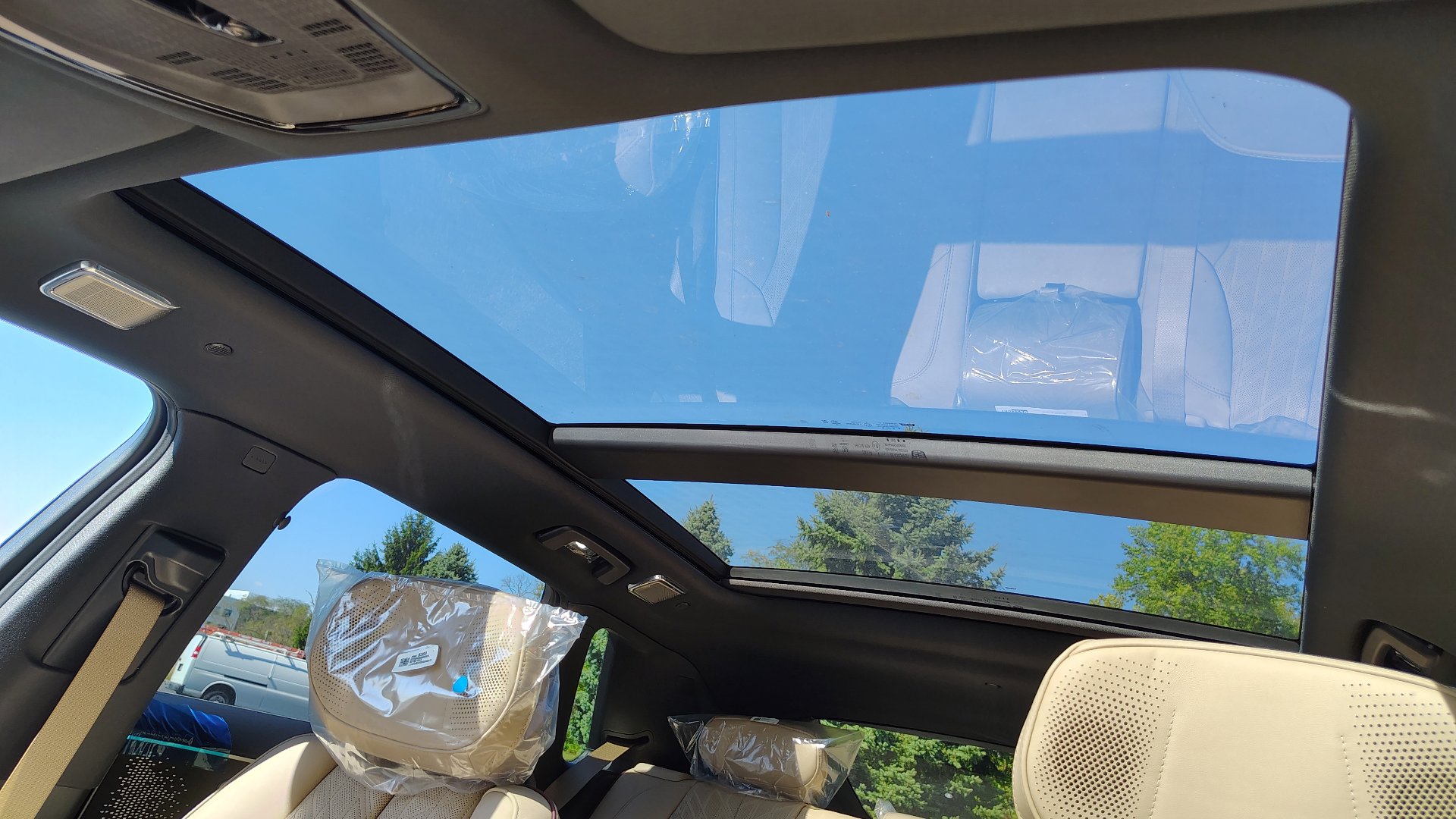 New 2026 Cadillac Lyriq Signature Luxury image 25