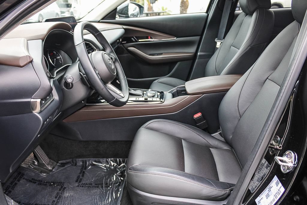 Certified 2025 MAZDA CX-30 AWD 2.5 S w/ Premium Package image 17