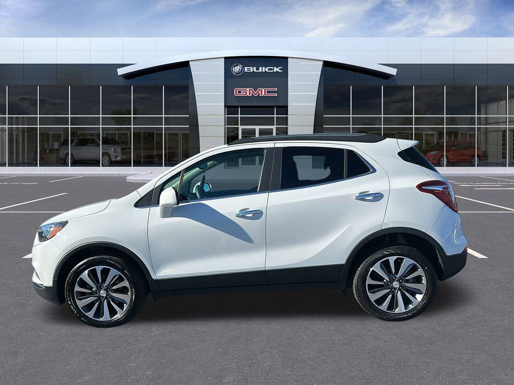 Used 2022 Buick Encore Preferred image 2