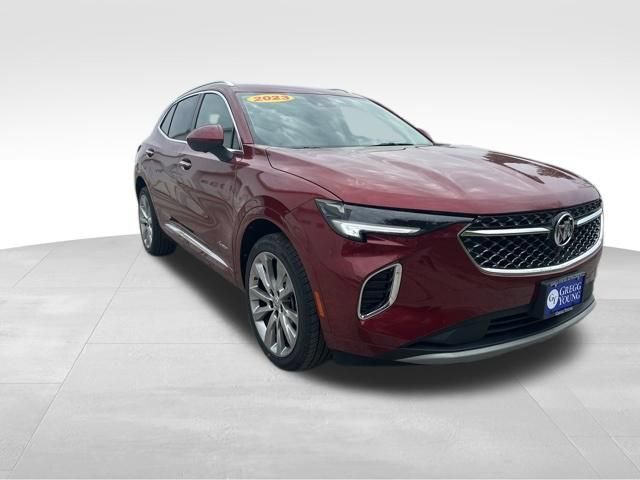 Used 2023 Buick Envision Avenir image 9