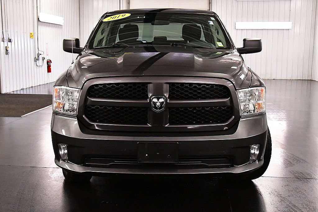 Used 2019 RAM 1500 Express AWD/4WD image 2