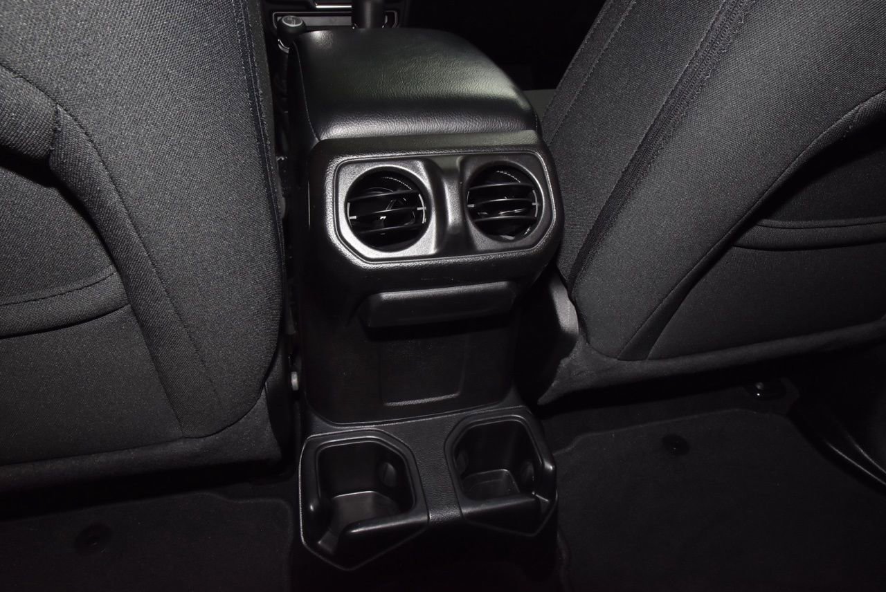 Used 2021 Jeep Wrangler Unlimited Sport AWD/4WD image 19