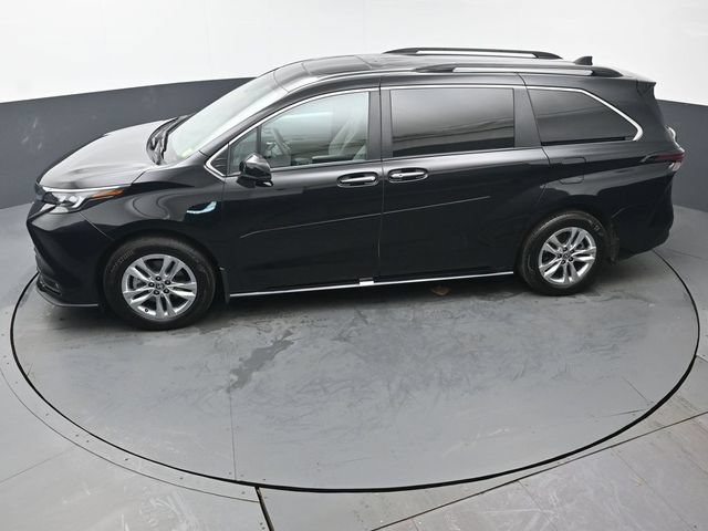 Certified 2026 Toyota Sienna XLE AWD/4WD image 44