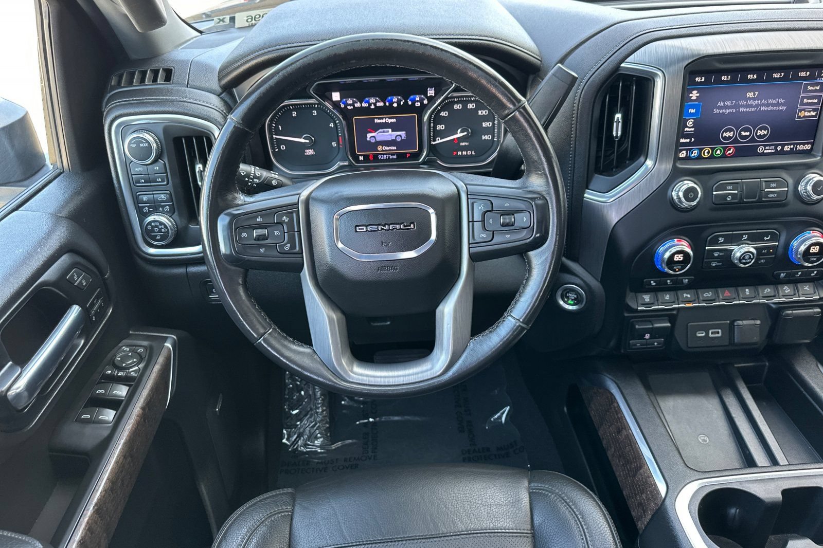 Certified 2021 GMC Sierra 2500 Denali w/ Denali Black Diamond Edition AWD/4WD image 17