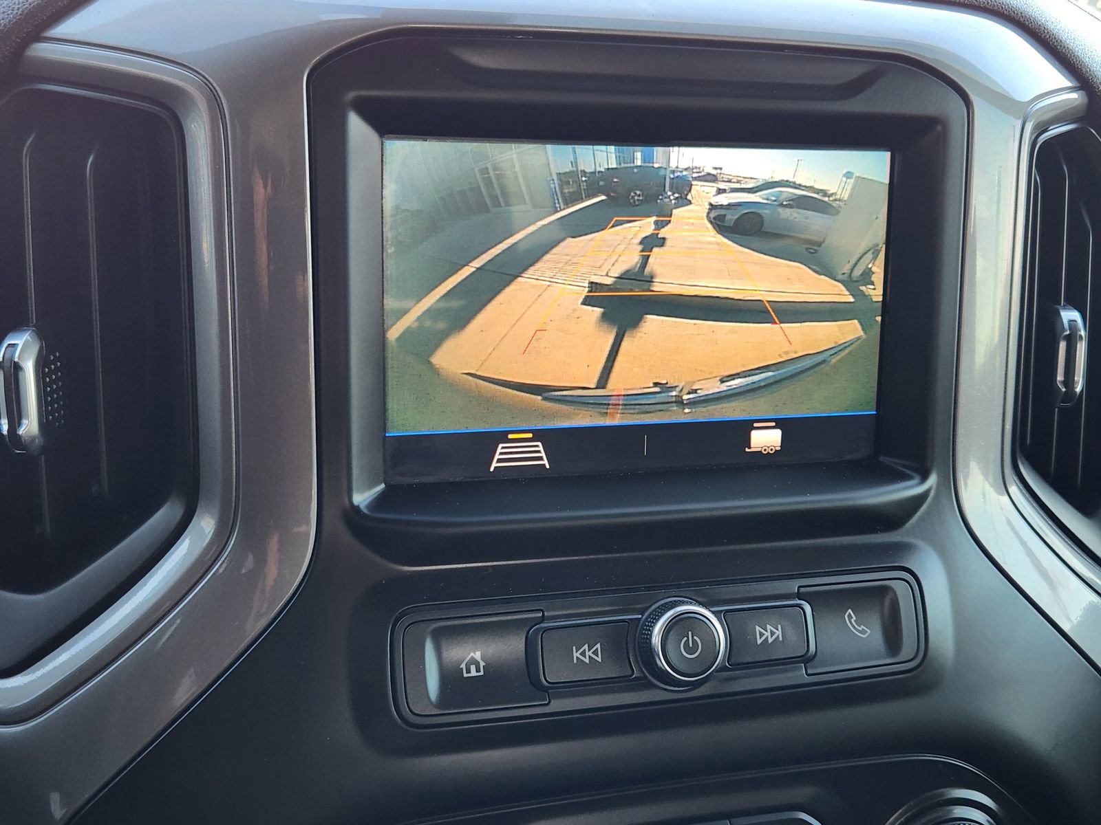 Used 2021 Chevrolet Silverado 1500 Custom Trail Boss w/ Midnight Edition image 18