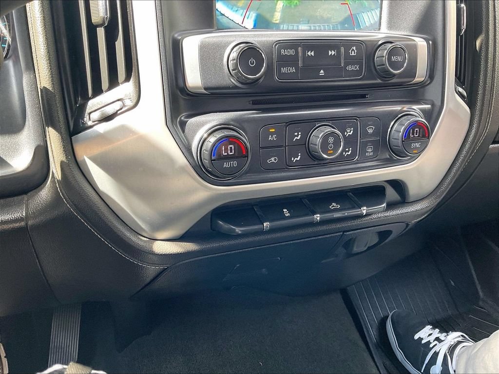 Used 2017 GMC Sierra 2500 SLE w/ HD SLE Preferred Plus Package AWD/4WD image 25