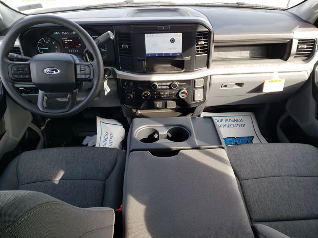 New 2026 Ford F250 XL w/ FX4 Off-Road Package image 11