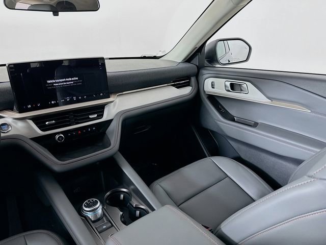 New 2026 Ford Explorer Active image 22