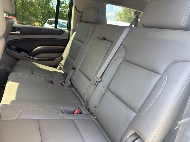 Used 2016 Chevrolet Suburban LT w/ Luxury Package RWD image 20