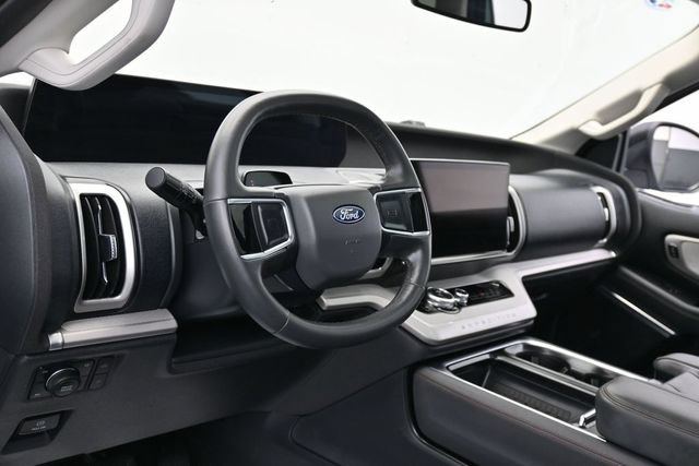Certified 2025 Ford Expedition Max Active AWD/4WD image 17