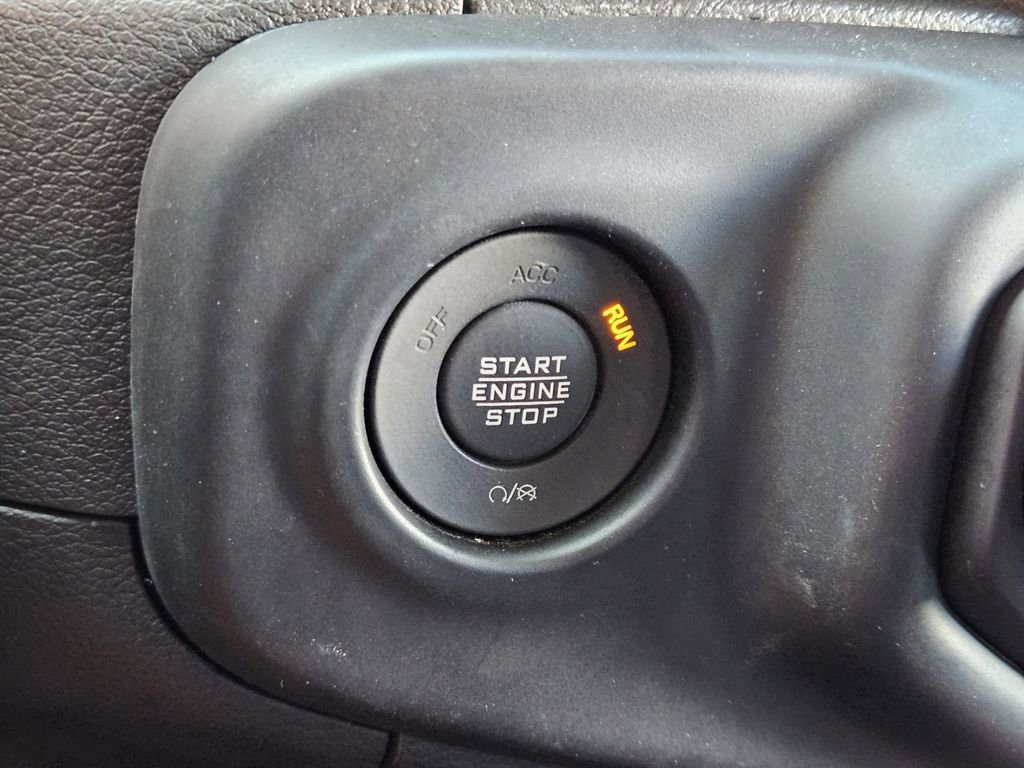 Used 2022 Jeep Wrangler Unlimited Sport image 20