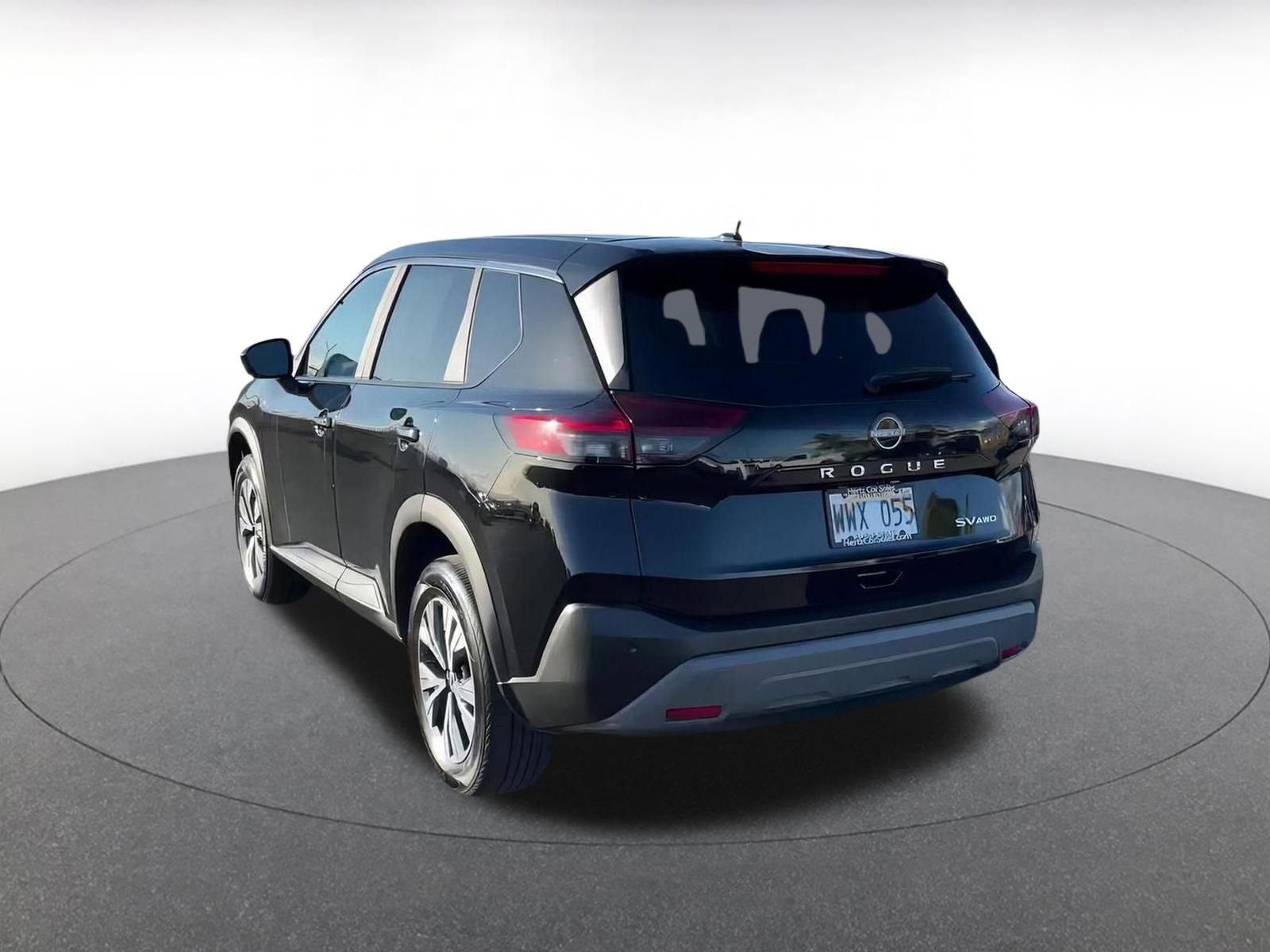 Used 2023 Nissan Rogue SV image 11