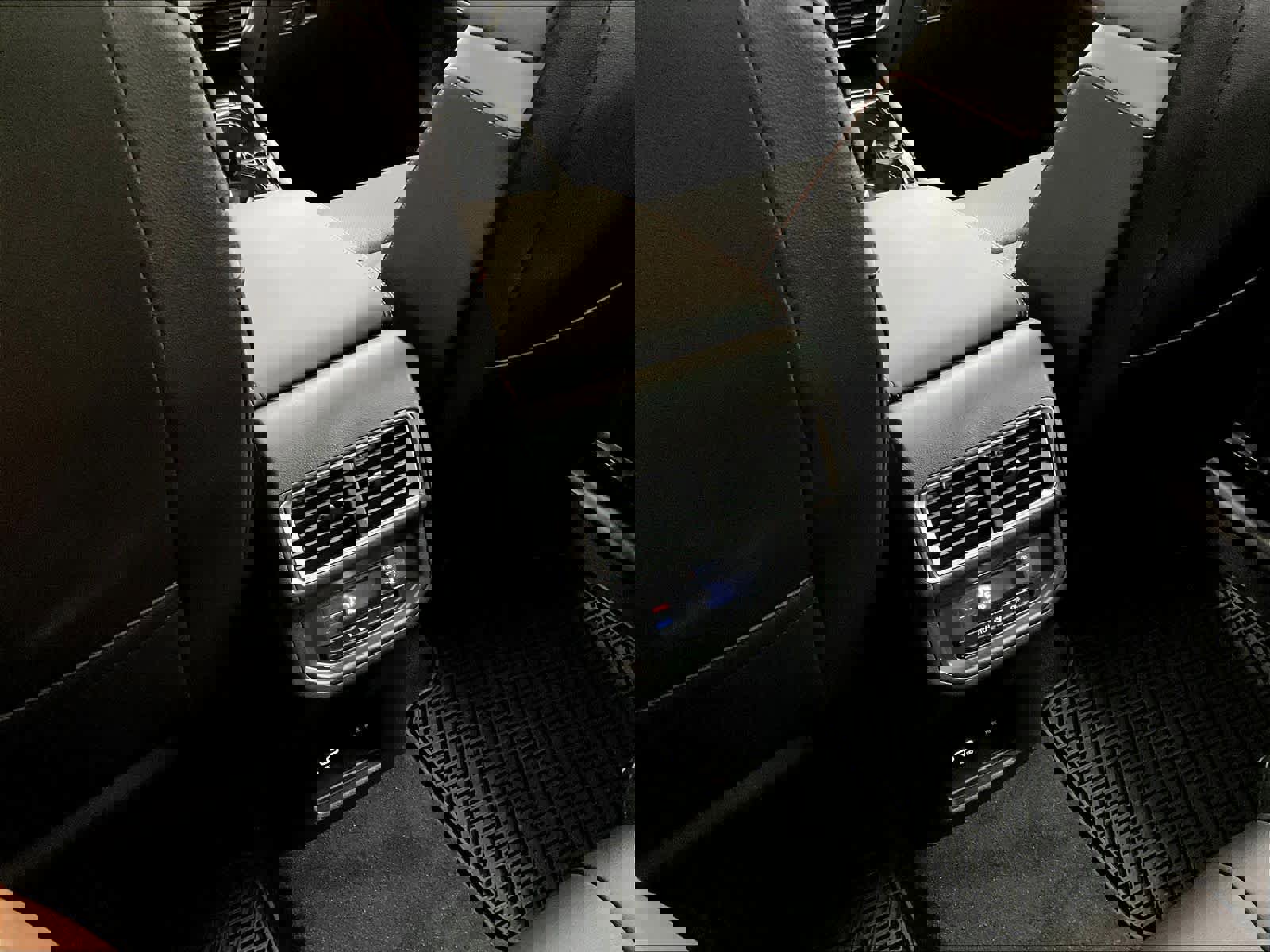 New 2026 Volkswagen Atlas Peak Edition image 16