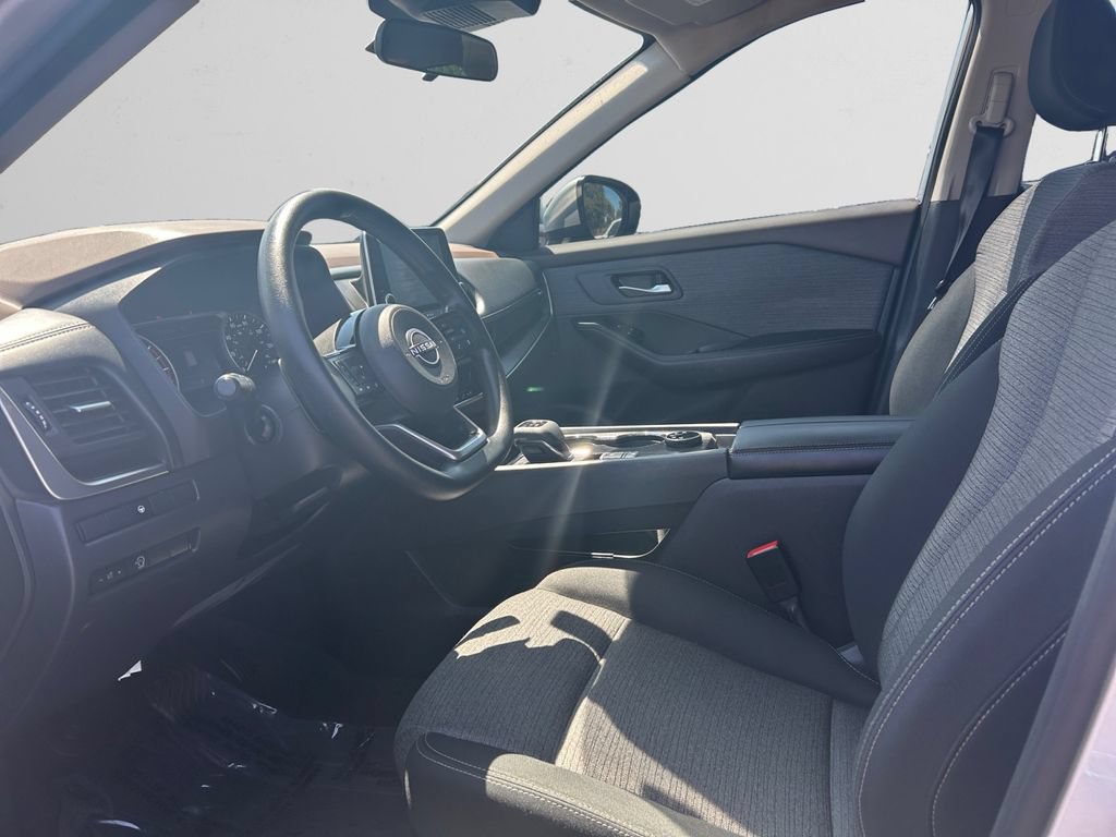 Used 2023 Nissan Rogue SV AWD/4WD image 23