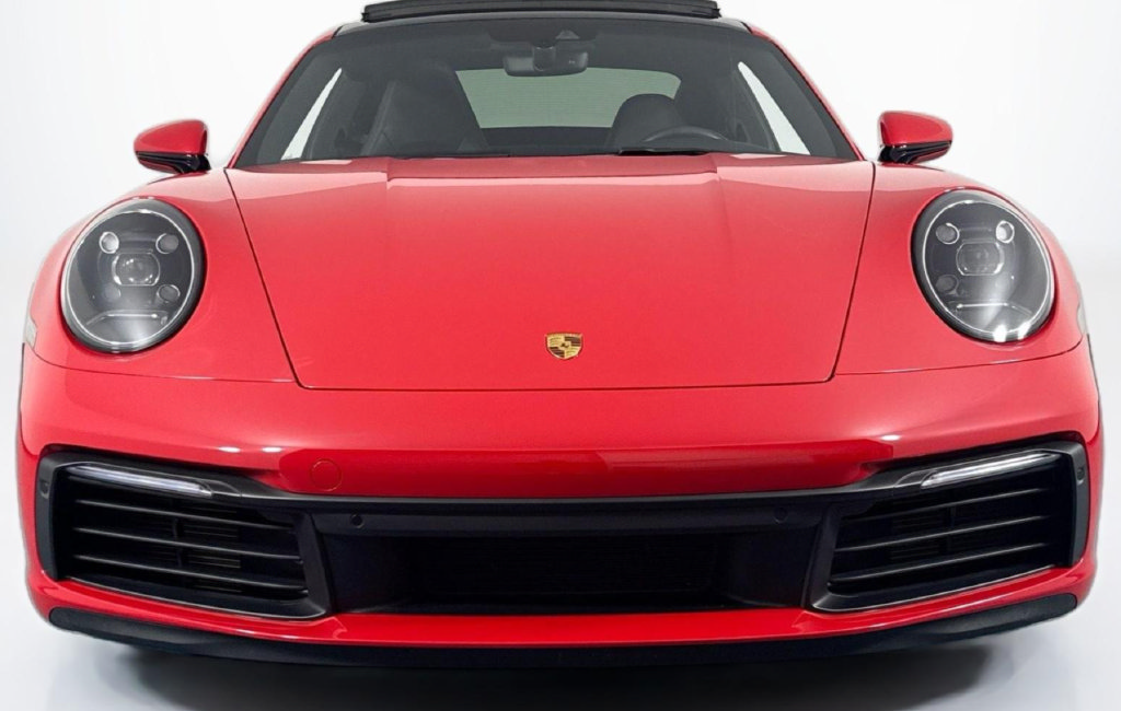 Used 2020 Porsche 911 Carrera image 4