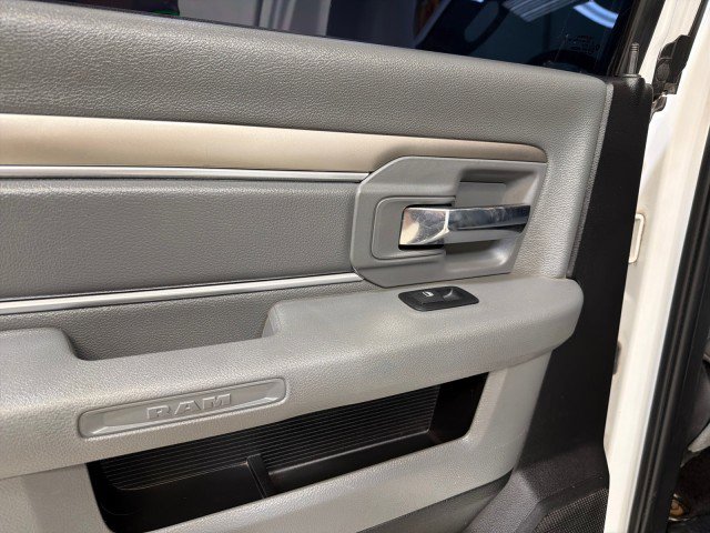 Used 2017 RAM 2500 SLT image 37