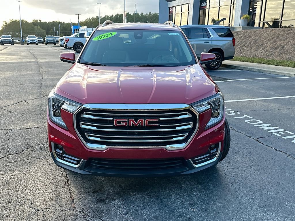 New 2024 GMC Terrain SLT w/ Tech Package FWD image 5