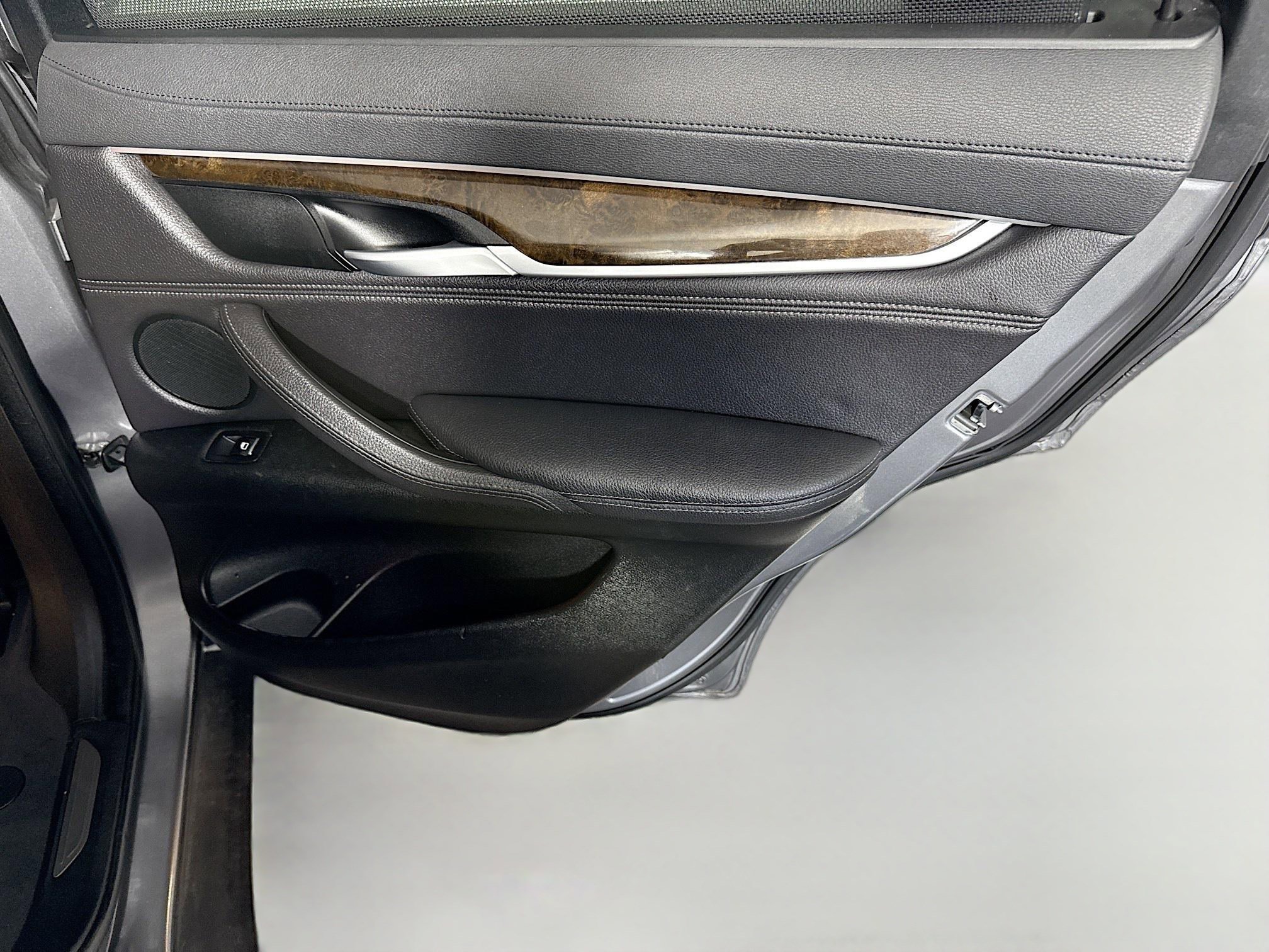 Used 2017 BMW X6 xDrive35i image 28