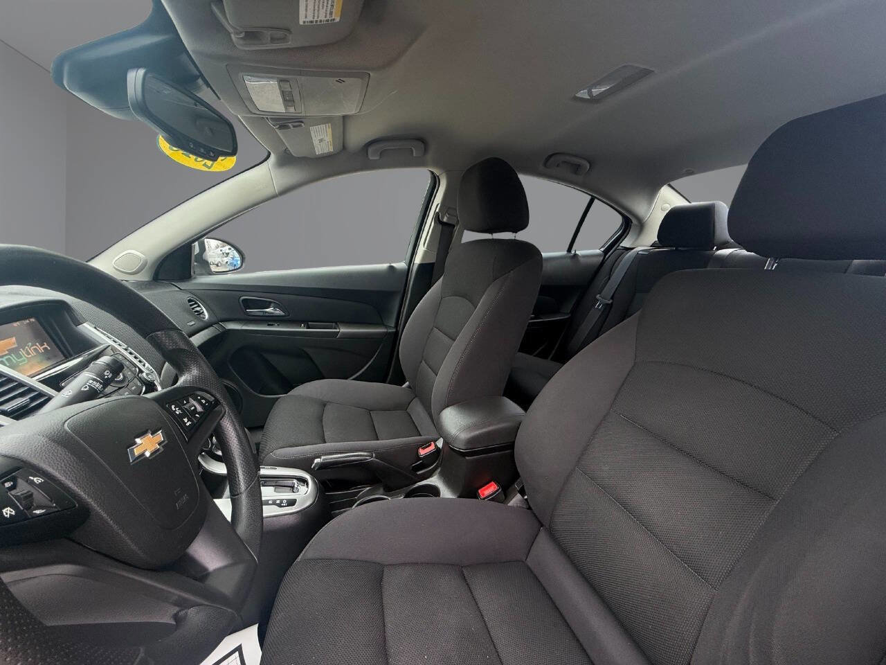 Used 2015 Chevrolet Cruze LT image 12