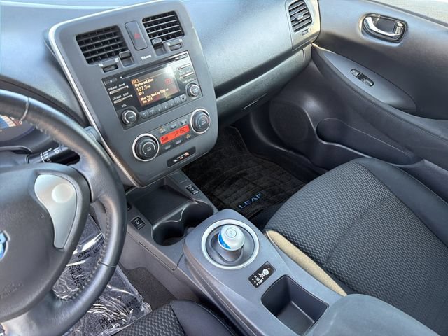 Used 2013 Nissan Leaf S FWD image 28