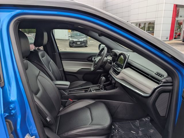 Used 2024 Jeep Compass Limited AWD/4WD image 11