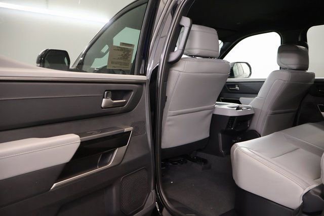 New 2026 Toyota Tundra Limited AWD/4WD image 25