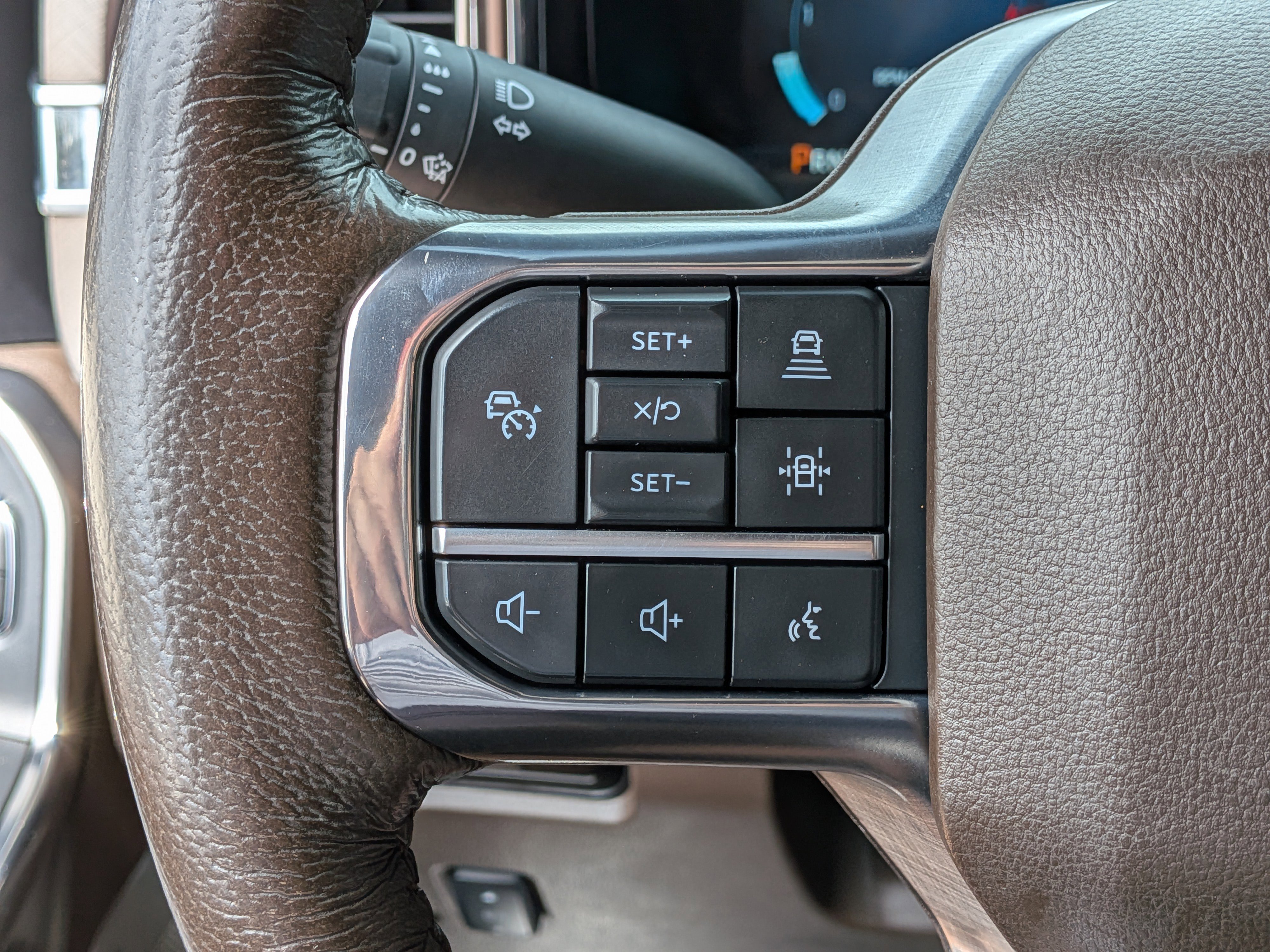 Used 2023 Ford F350 King Ranch w/ Chrome Package AWD/4WD image 25