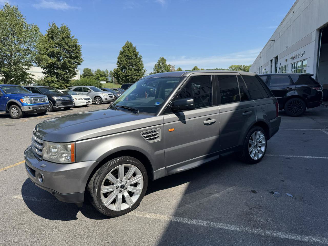Used 2008 Land Rover Range Rover Sport Supercharged AWD/4WD image 9