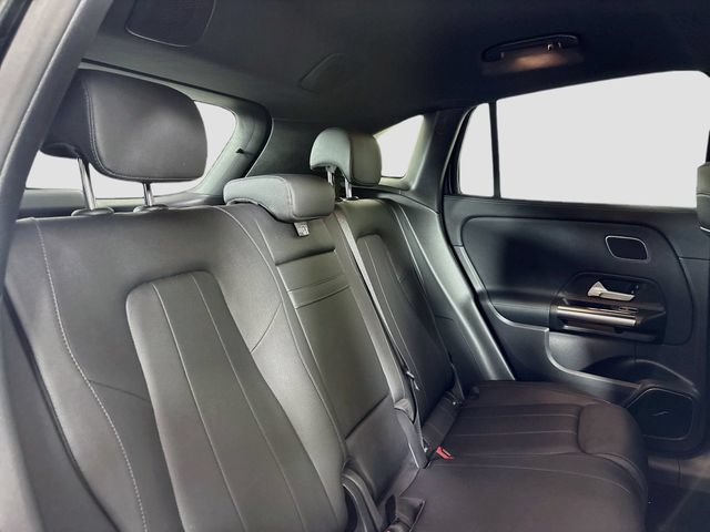 Used 2021 Mercedes-Benz GLA 250 4MATIC image 27