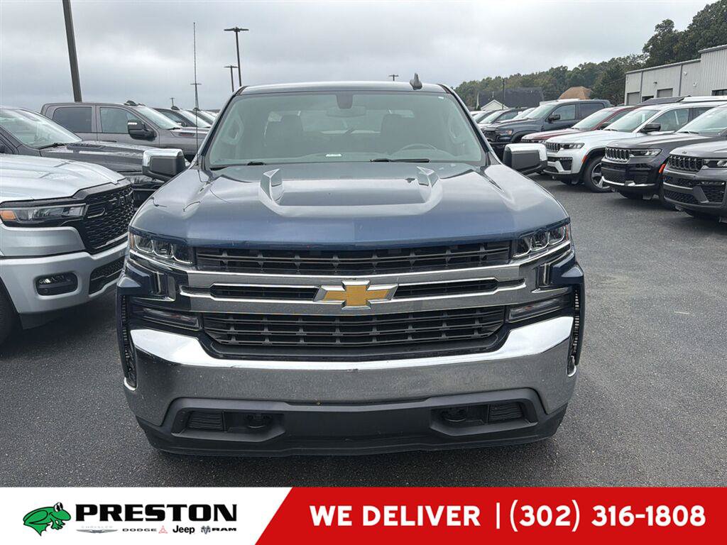 Used 2022 Chevrolet Silverado 1500 LT w/ Z71 Off-Road Package AWD/4WD image 1