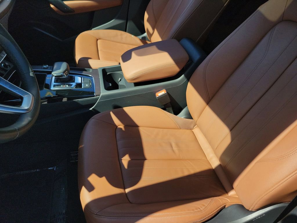 Used 2023 Audi Q5 2.0T Premium w/ Convenience Package image 17