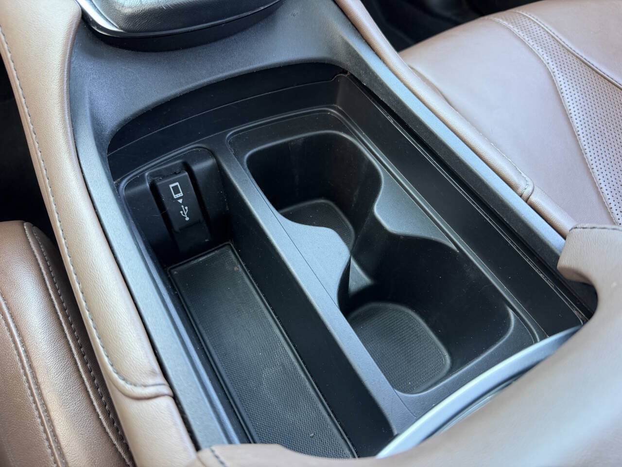 Used 2019 Acura RDX w/ Technology Package AWD/4WD image 39