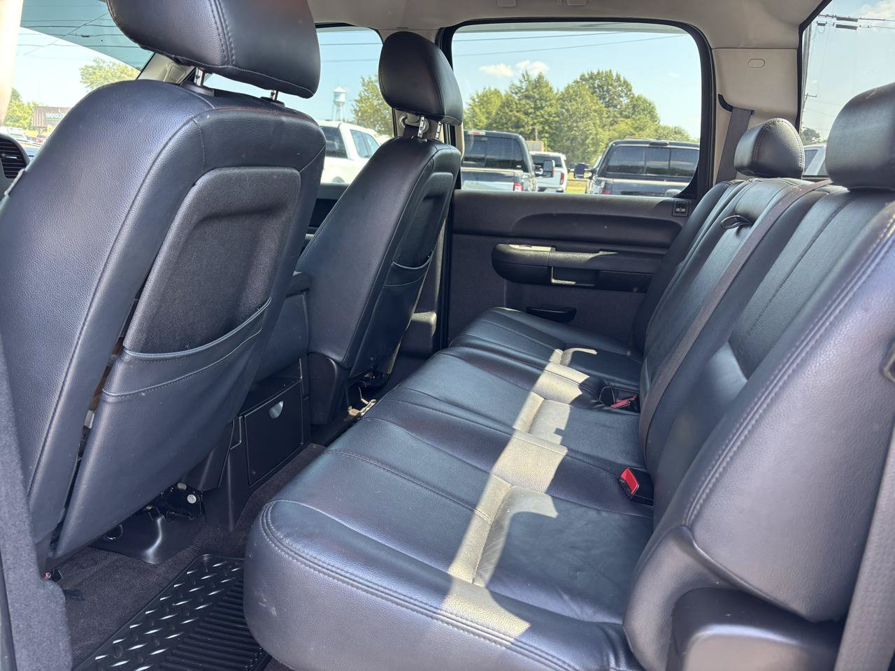 Used 2010 Chevrolet Silverado 1500 LT w/ Power Pack Plus AWD/4WD image 14