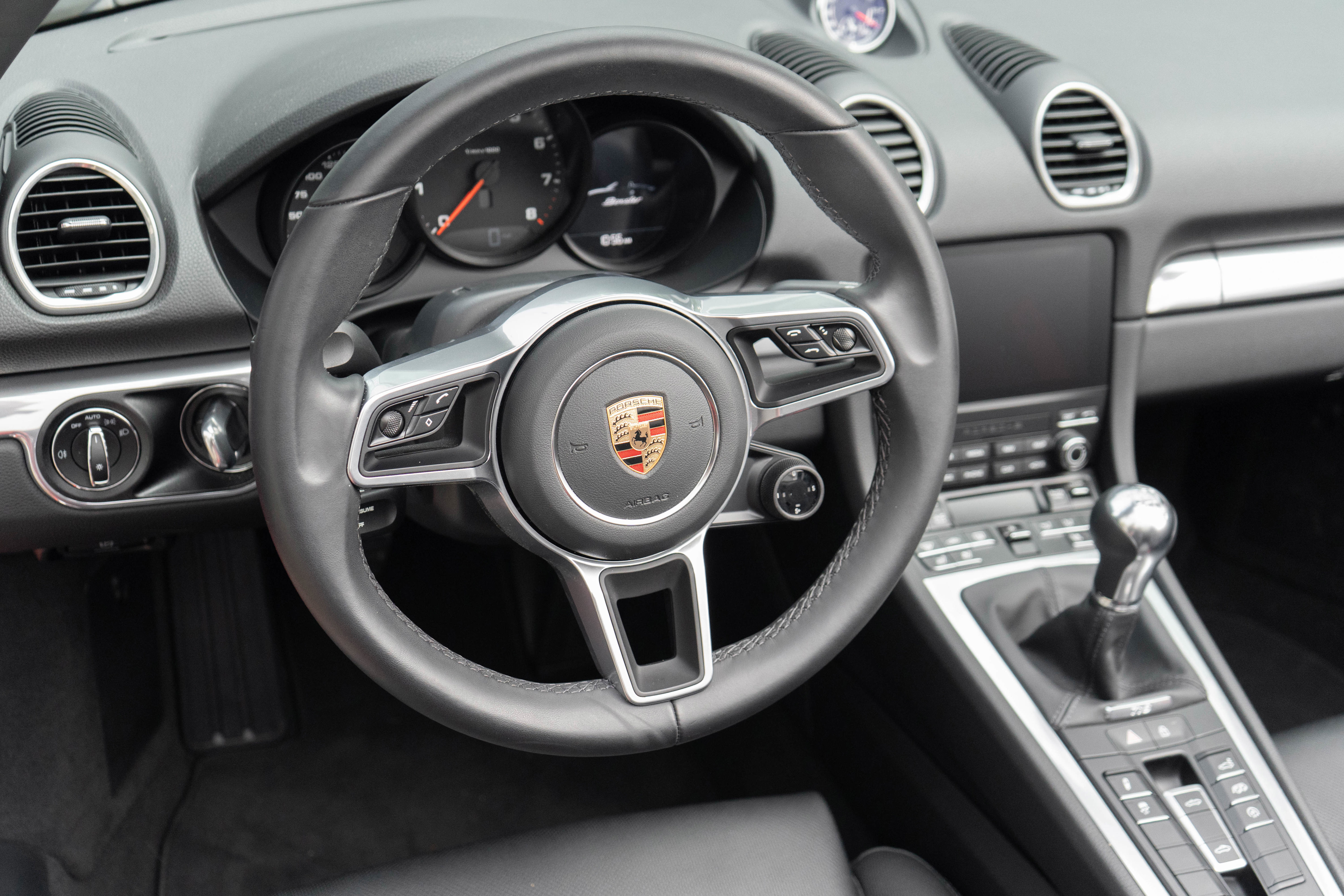 Used 2024 Porsche 718 Boxster image 15