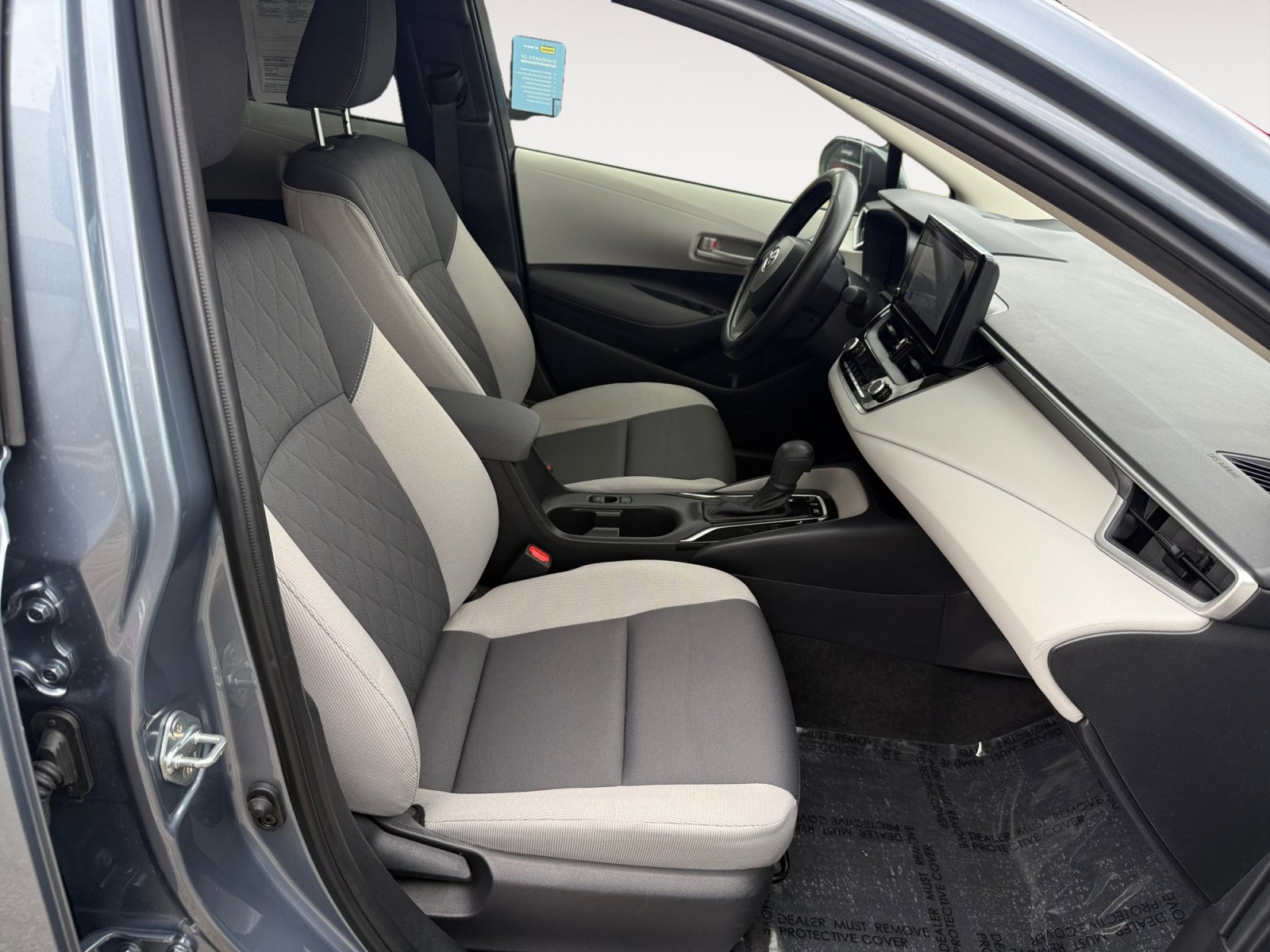 Used 2024 Toyota Corolla LE w/ LE Convenience Package FWD image 19