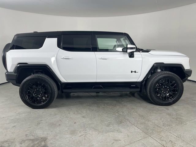 Used 2025 GMC Hummer EV 3X w/ LPO, Dark Essentials Package image 9