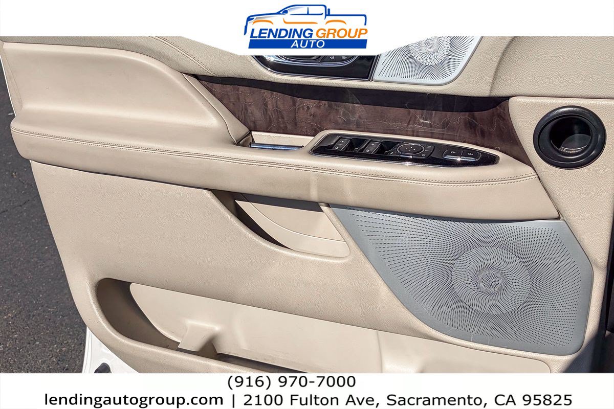 Used 2018 Lincoln Navigator L Reserve w/ Technology Package AWD/4WD image 20