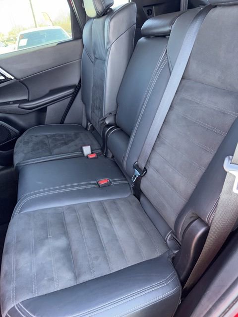 Used 2022 Mitsubishi Outlander SE image 7