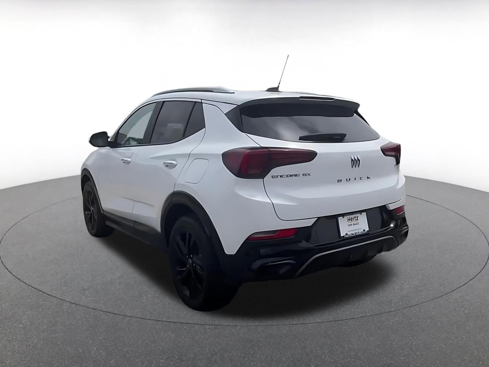 Used 2024 Buick Encore GX Sport Touring FWD image 10