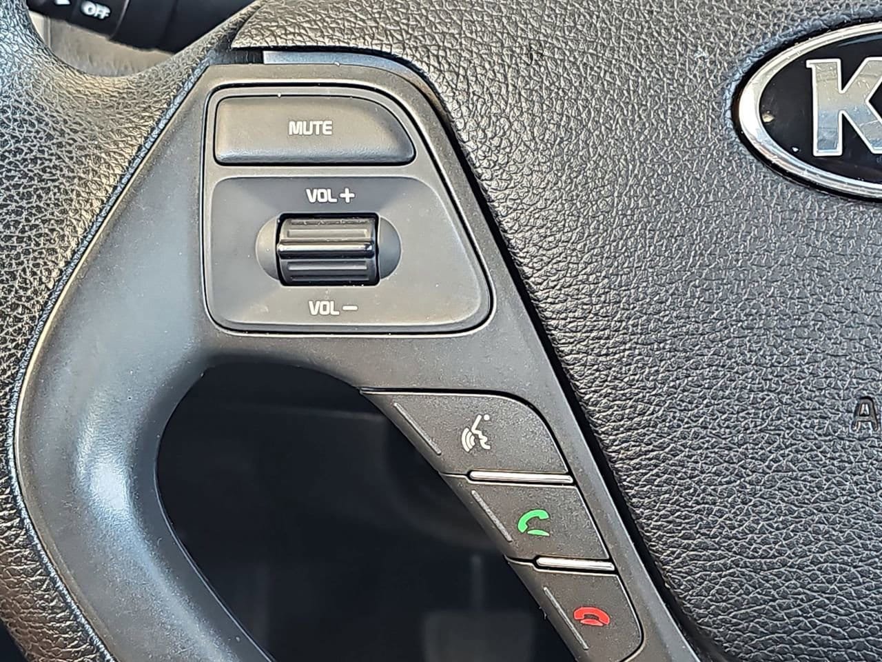 Used 2017 Kia Forte LX FWD image 20