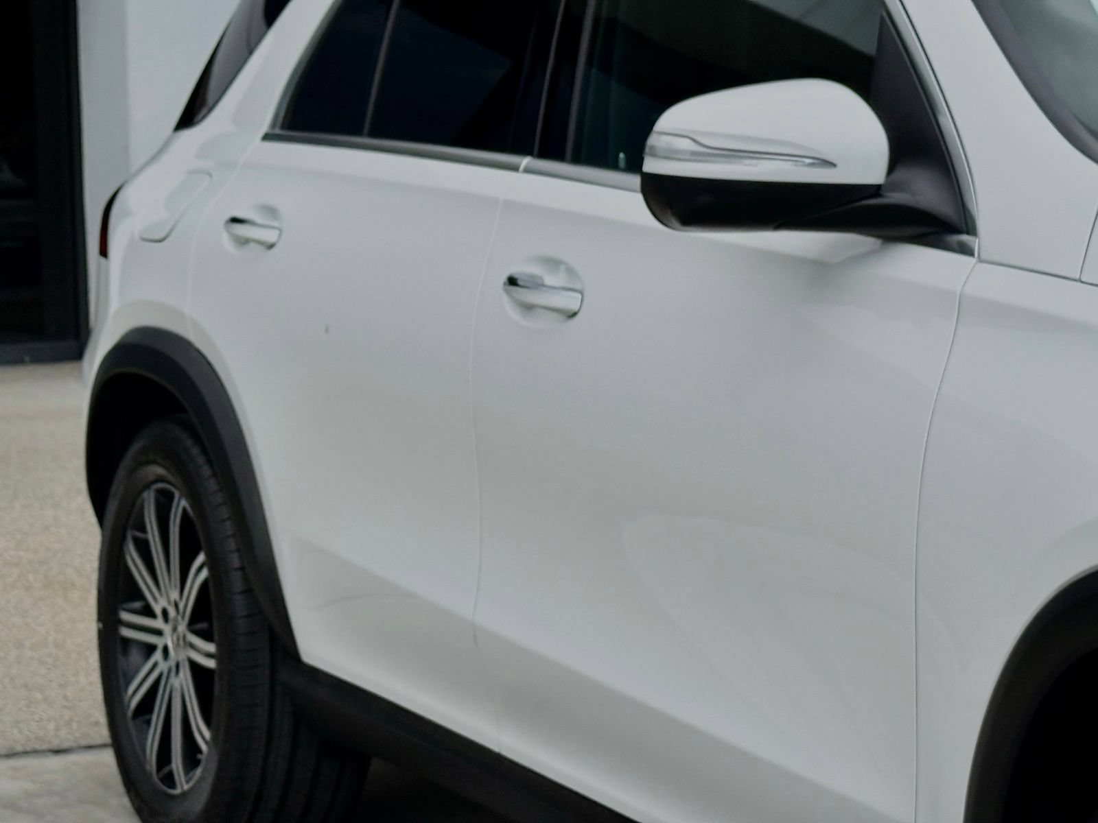 Used 2024 Mercedes-Benz GLE 350 4MATIC image 9