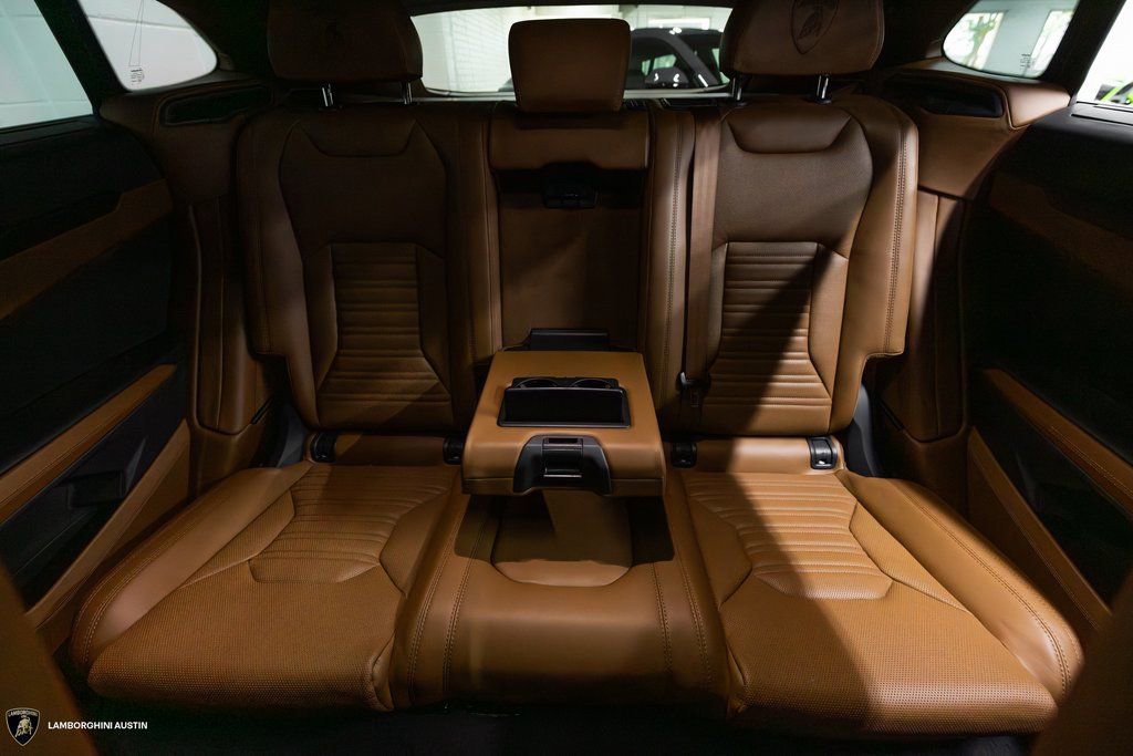 New 2025 Lamborghini Urus SE image 43