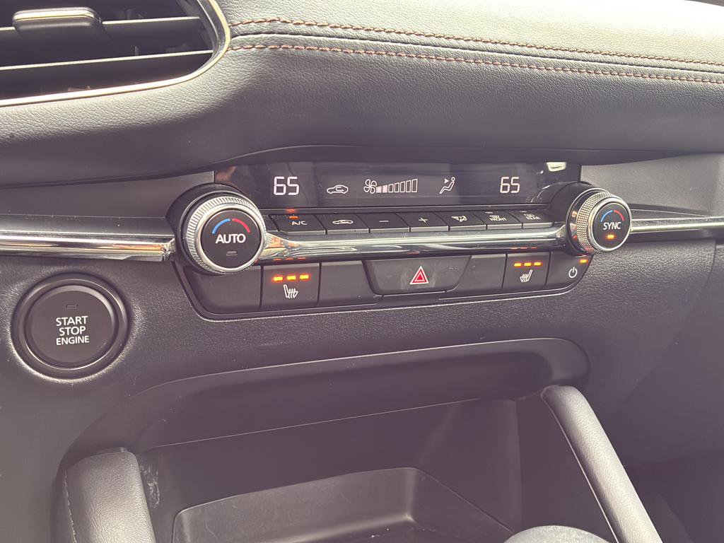 Used 2025 MAZDA MAZDA3 s image 28