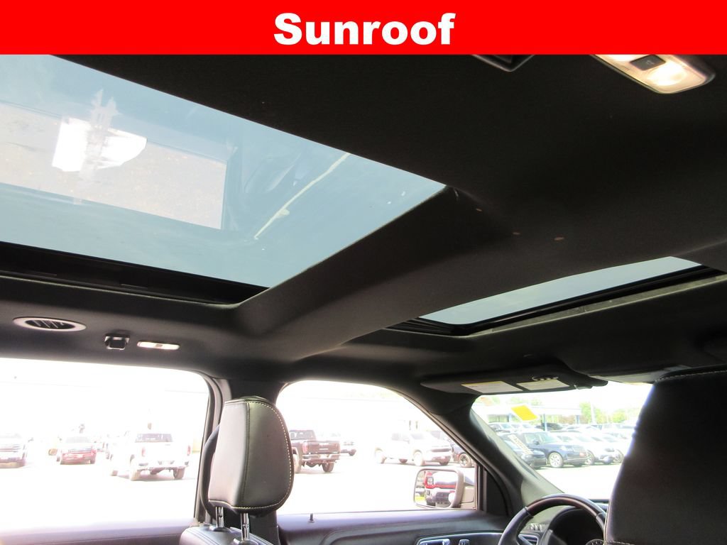 Used 2018 Ford Explorer Platinum AWD/4WD image 17
