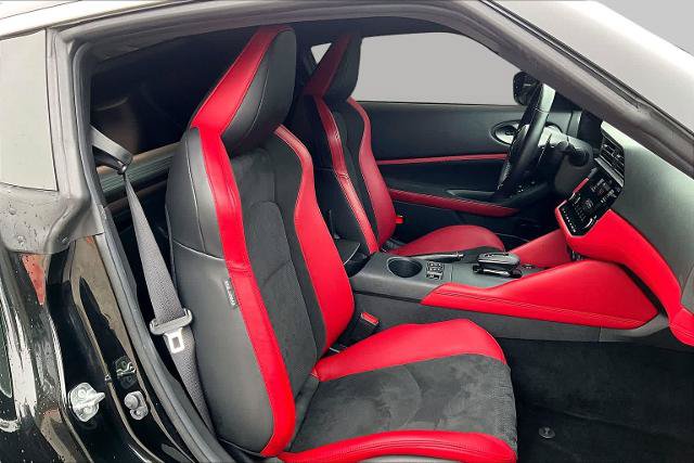 Certified 2024 Nissan Z Performance w/ Floor Mat Package RWD image 9