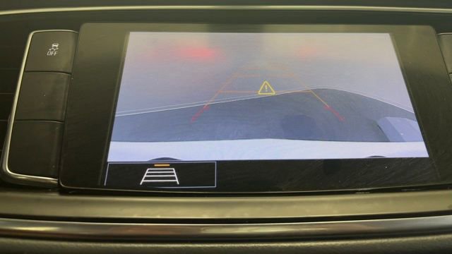 Used 2020 Buick Enclave Essence image 32