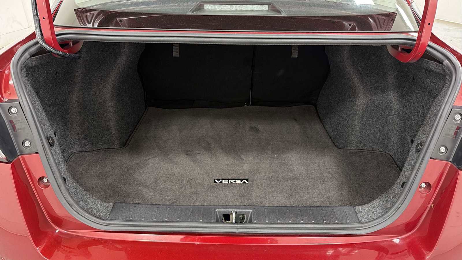 Used 2023 Nissan Versa SR w/ Trunk Package FWD image 26